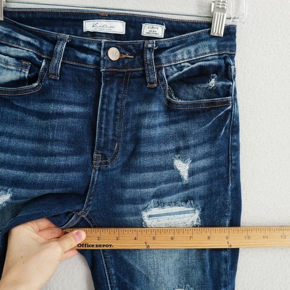 Kancan Signature Curvy Mid Rise Ankle Skinny jeans - Picture 9 of 10